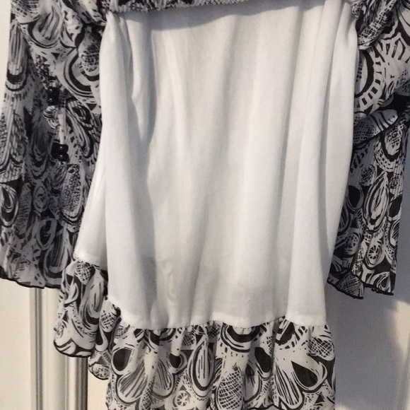 Layered top - Picture 2 of 3